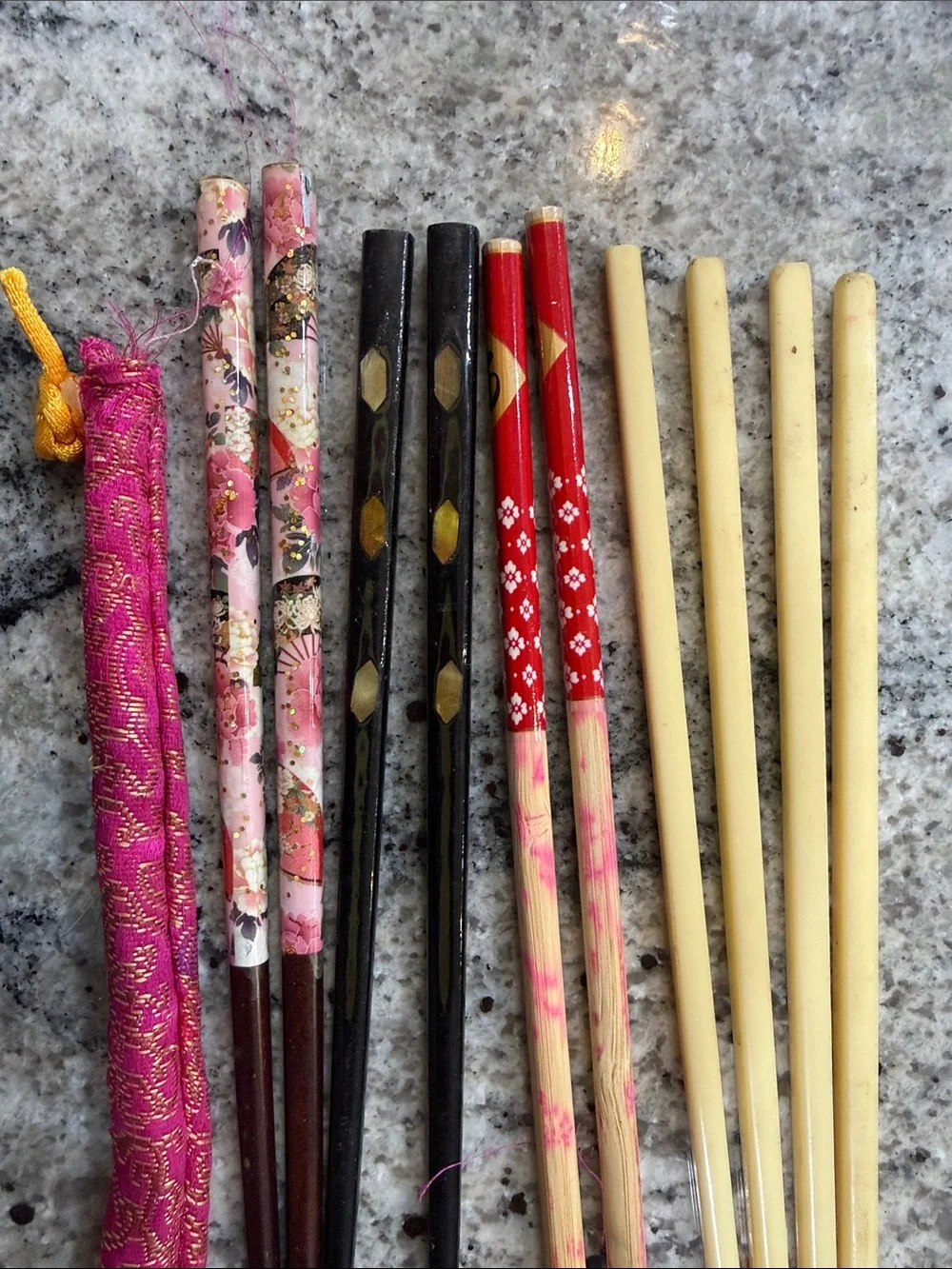 Vintage Chopsticks Decorative Japanese-Style Chopstick Set in Red, Black & Cream